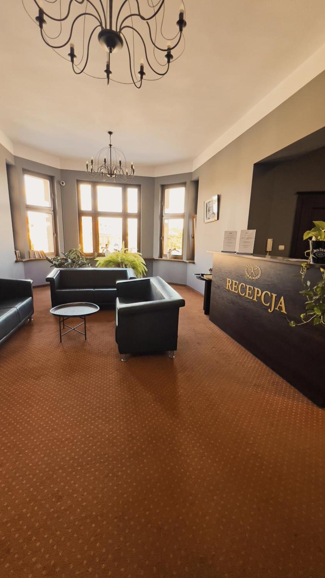 Legnicki Browar Ksiazecy Hotel I Restauracja Legnica Exterior photo